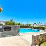Apartment Two Bedroom Apartment, Near Playa De Las Americas, Free Wifi, Pool *