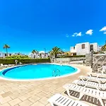 Two Bedroom Apartment, Near Playa De Las Americas, Free Wifi, Pool Apartment *